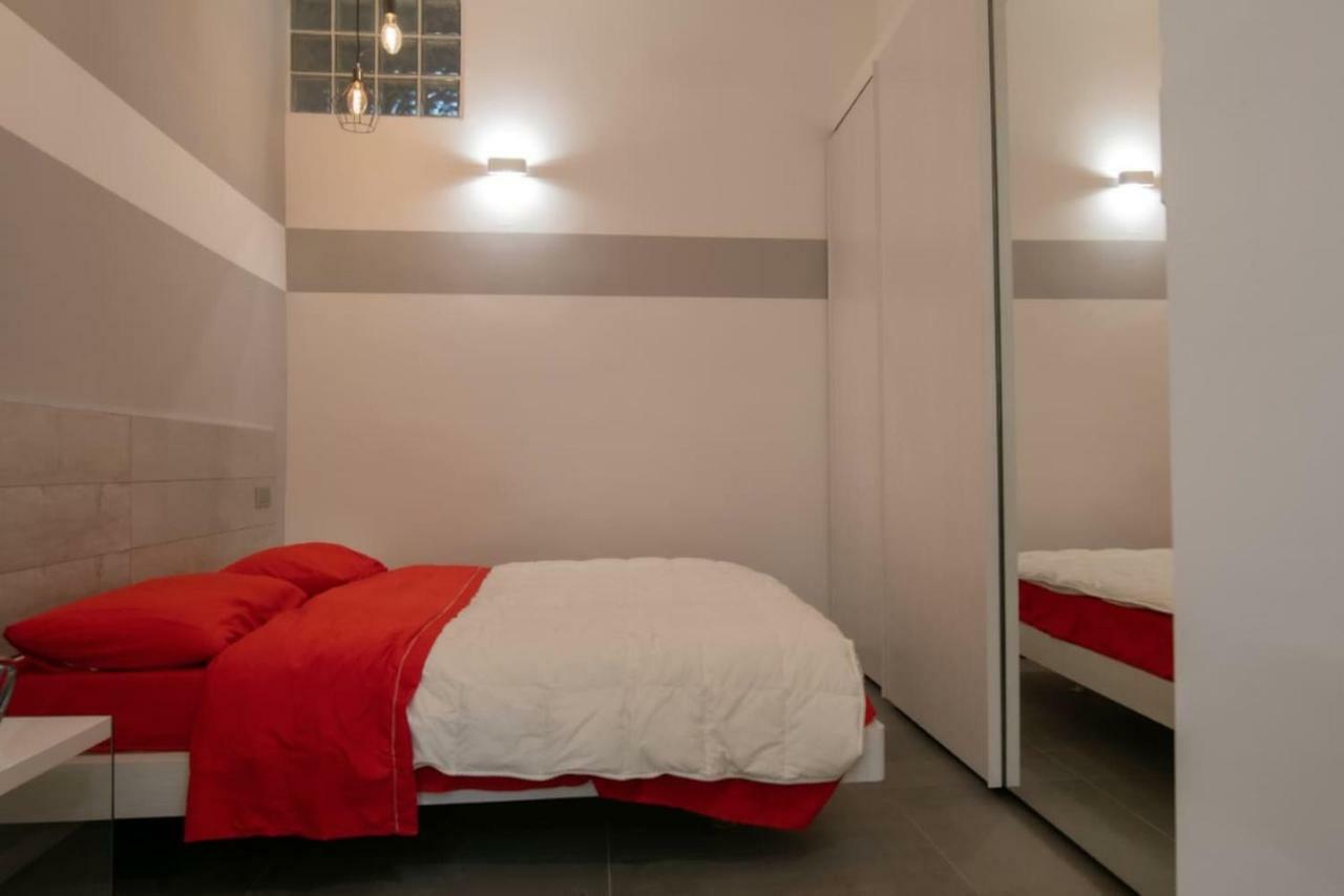 Banksy - Arte In Centro Citta Apartment ปาร์มา ภายนอก รูปภาพ